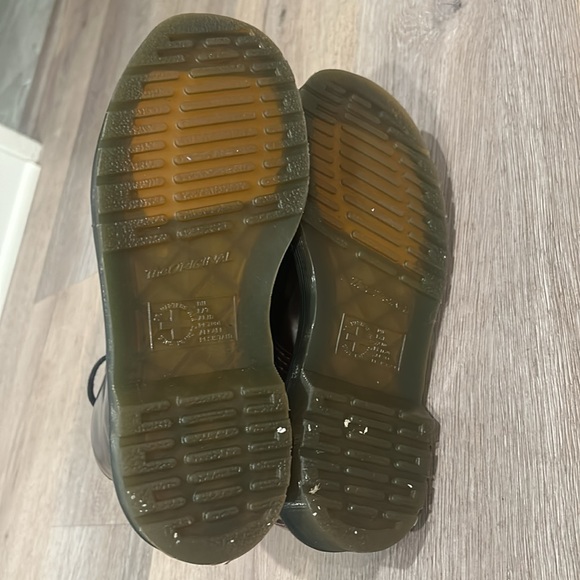 Vegan Dr. Martens Lace up Boots - Picture 12 of 12